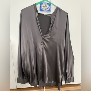 Vince Silk Blouse in Gray/Silver